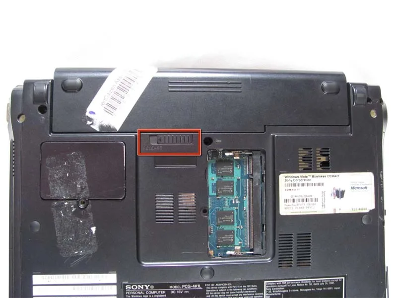 huong-dan-cach-thay-pin-laptop-sony-vaio-vgn-txn25n