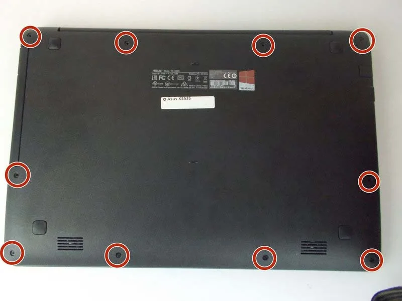 cac-buoc-thay-o-cung-cho-laptop-asus-x533sa-bhcln10