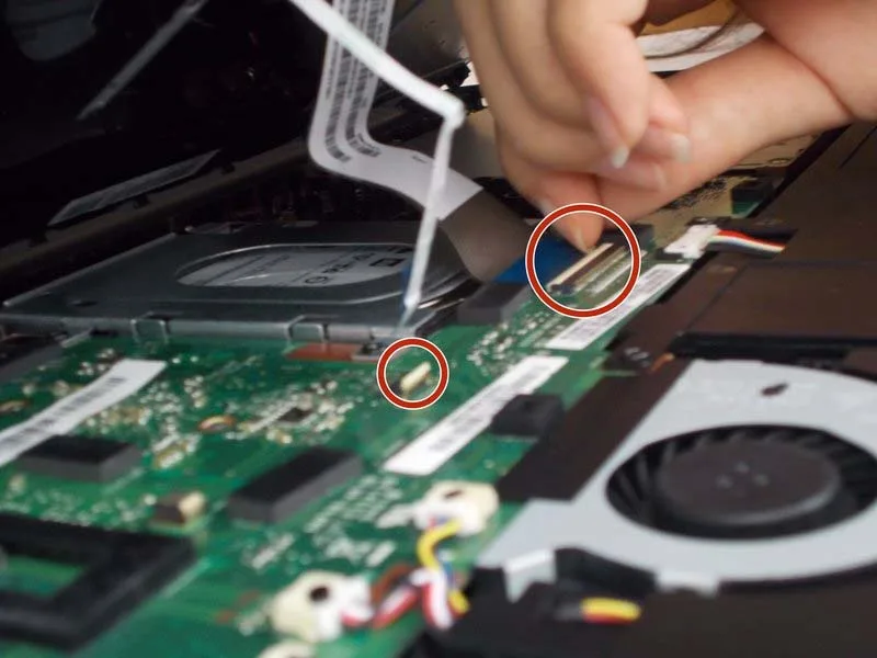 cac-buoc-thay-o-cung-cho-laptop-asus-x533sa-bhcln10-h3