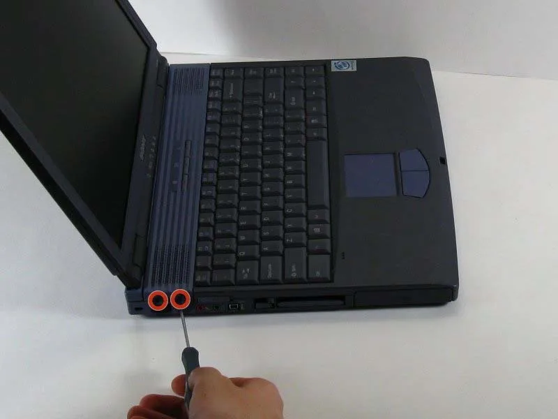 mach-ban-cach-thay-loa-sony-vaio-pcg-f360-h3