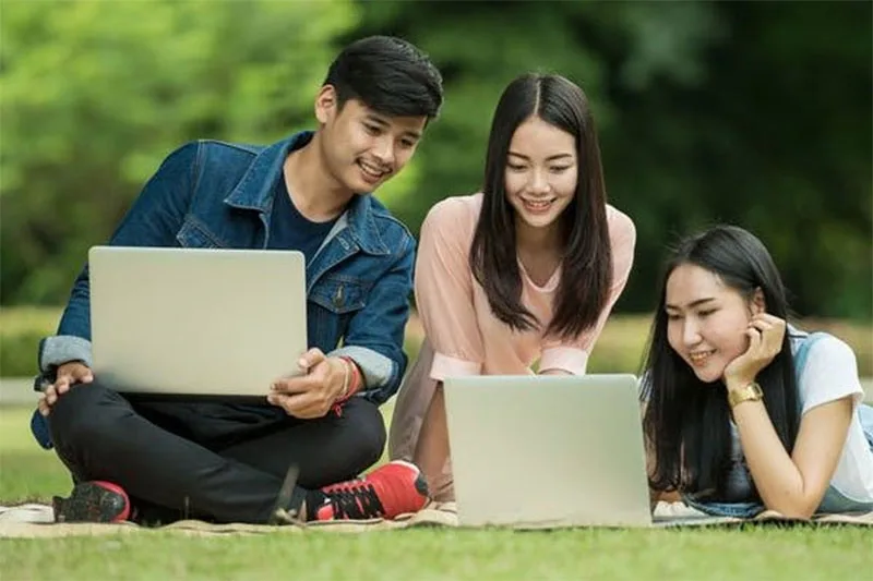 cach-lua-chon-mua-laptop-danh-cho-hoc-sinh-cap-3-cau-hinh-manh
