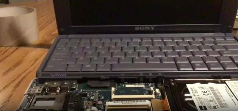 huong-dan-5-buoc-thay-ram-sony-vaio-pcg-432l-h4