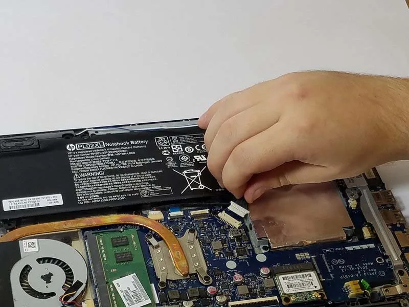 quy-trinh-thay-o-cung-hdd-cho-laptop-hp-pavilion-11-n010dx-h6