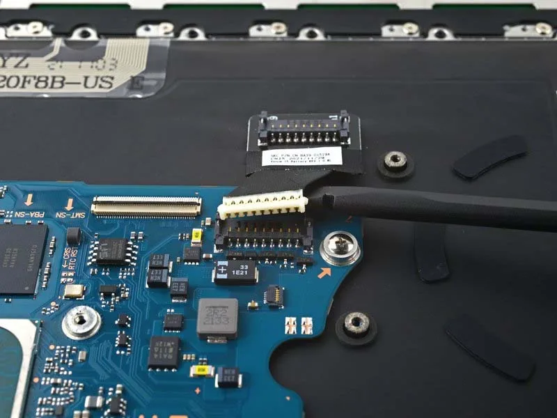 huong-dan-thay-bo-mach-chu-cho-samsung-galaxy-book-pro-15-h16