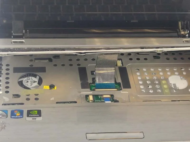 huong-dan-cac-buoc-thay-ban-phim-asus-eee-pc-1201n-h5