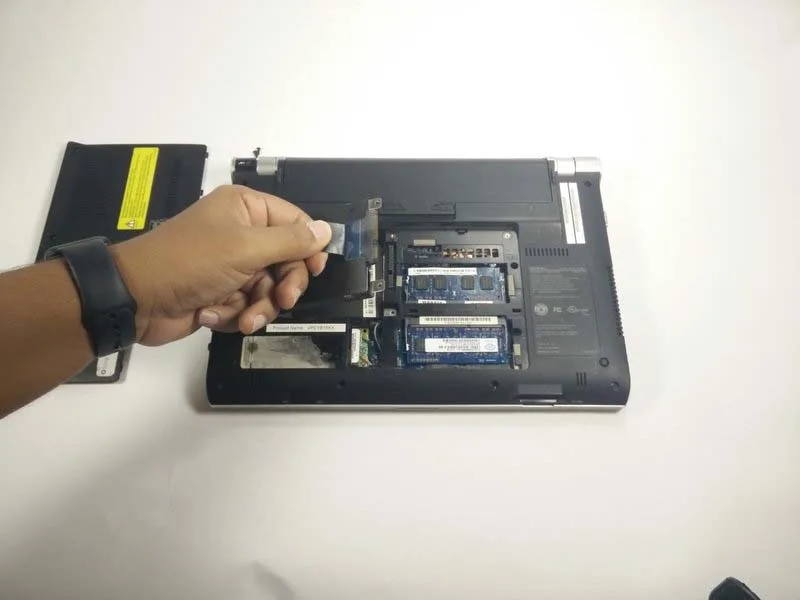 huong-dan-cach-thay-o-cung-sony-vaio-pcg-31311l-chuyen-nghiep-h6