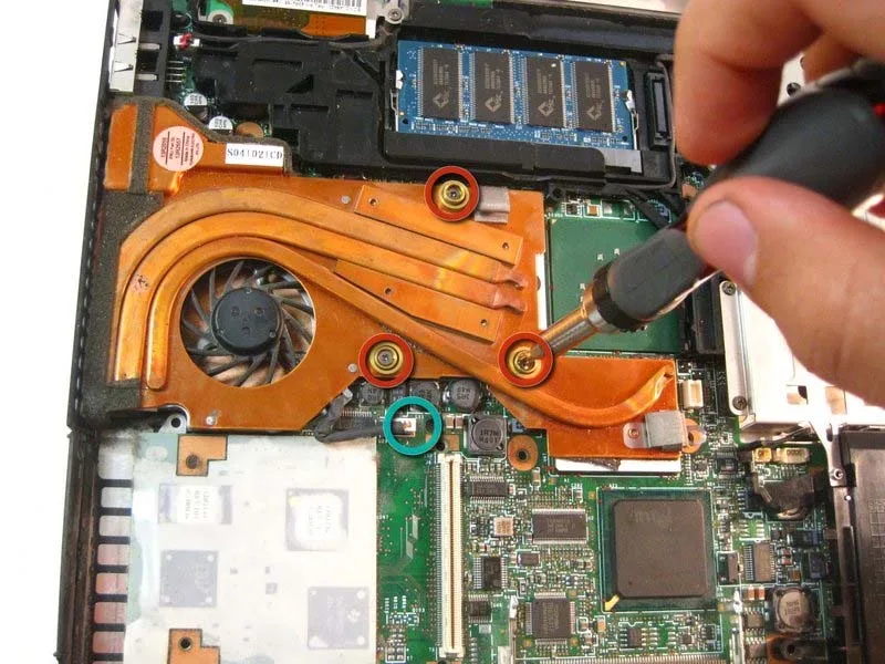 huong-dan-cach-thao-roi-hoan-chinh-ibm-thinkpad-t42-h14