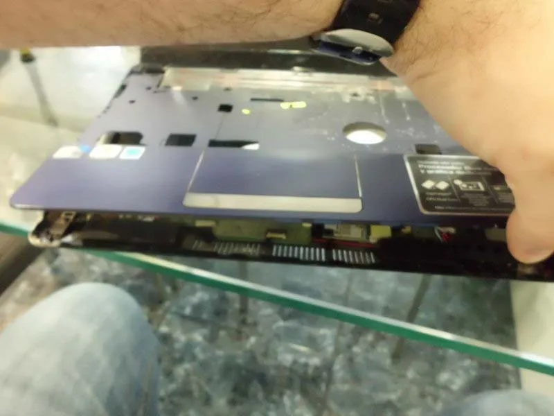 huong-dan-quy-trinh-thao-roi-bo-mach-chu-asus-eee-pc-1015pn-h11
