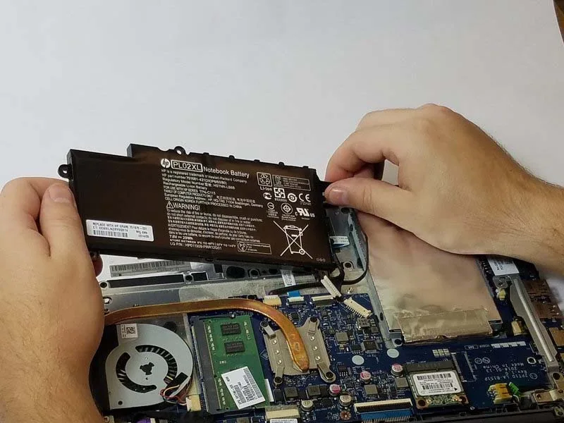 quy-trinh-thay-o-cung-hdd-cho-laptop-hp-pavilion-11-n010dx-h7