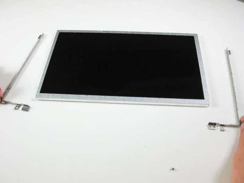 huong-dan-quy-trinh-thay-man-hinh-asus-eee-pc-1005ha-h11