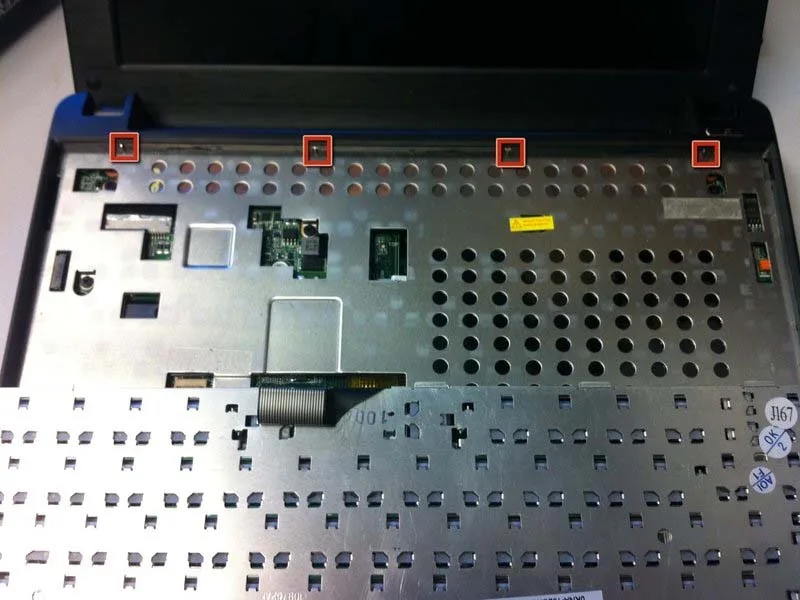 huong-dan-cach-thay-o-cung-asus-eee-pc-1001px-h6