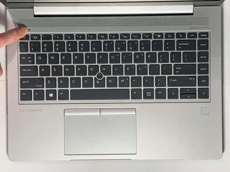 huong-dan-cach-thay-ram-cho-laptop-hp-elitebook-745-g6-h9