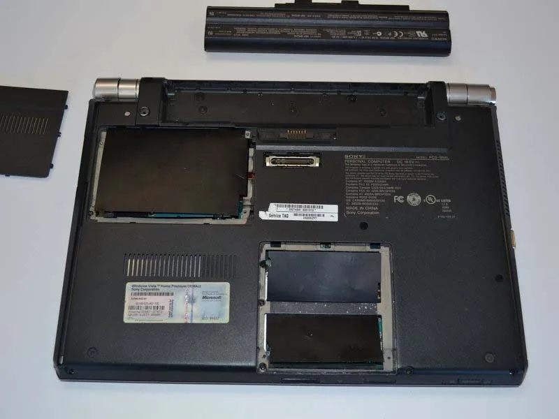 cac-buoc-thay-o-djia-cddvd-laptop-sony-vaio-vgn-sr140e-h5