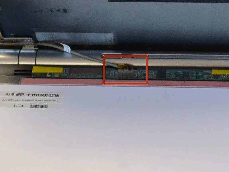 meo-thay-man-hinh-laptop-sony-vaio-vgn-sr140e-tai-nha-h9