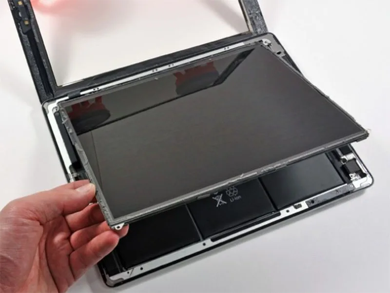 cach-khac-phuc-man-hinh-ipad-bi-loi-mau-chi-tiet-h3