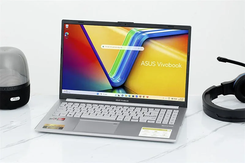 top-10-mau-laptop-cho-hoc-sinh-cap-3-cau-hinh-manh-gia-mem-h2