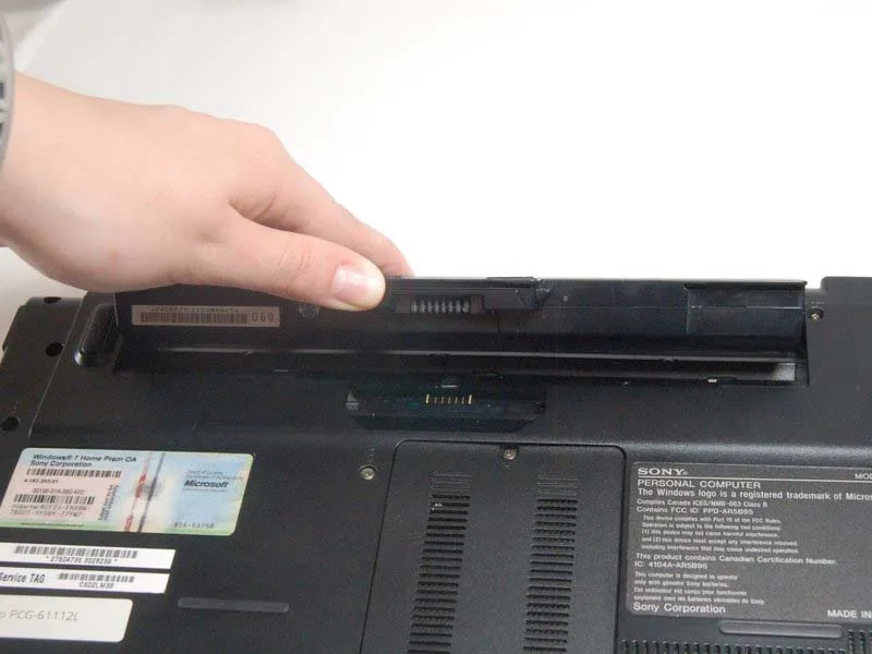 cach-thay-the-webcam-sony-vaio-vpccw17fx-h3