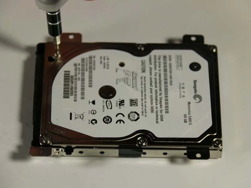 cach-thay-card-mang-khong-day-asus-eee-pc-1000he-h8