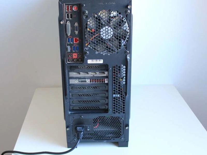 cach-thay-card-djo-hoa-gpu-deepcool-kendomen-va-bo-mach-chu-msi-z97-gaming-5