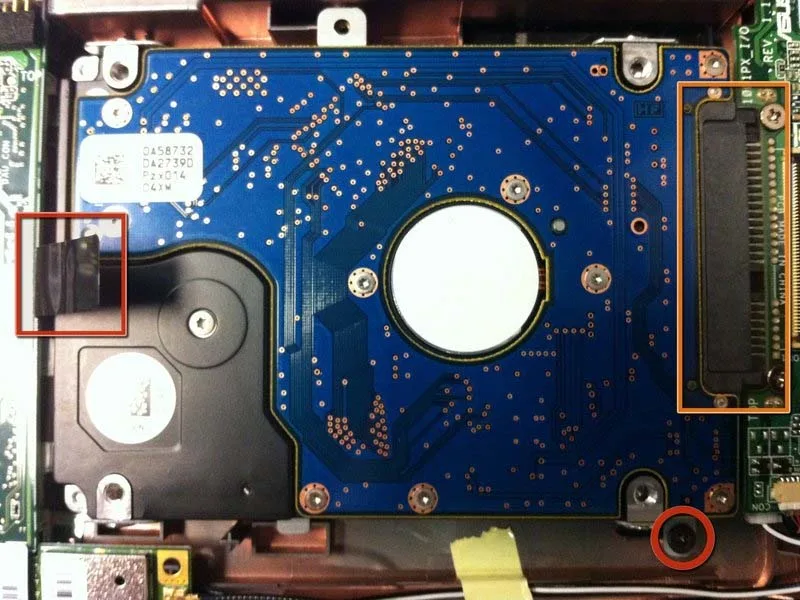 huong-dan-cach-thay-o-cung-asus-eee-pc-1001px-h10