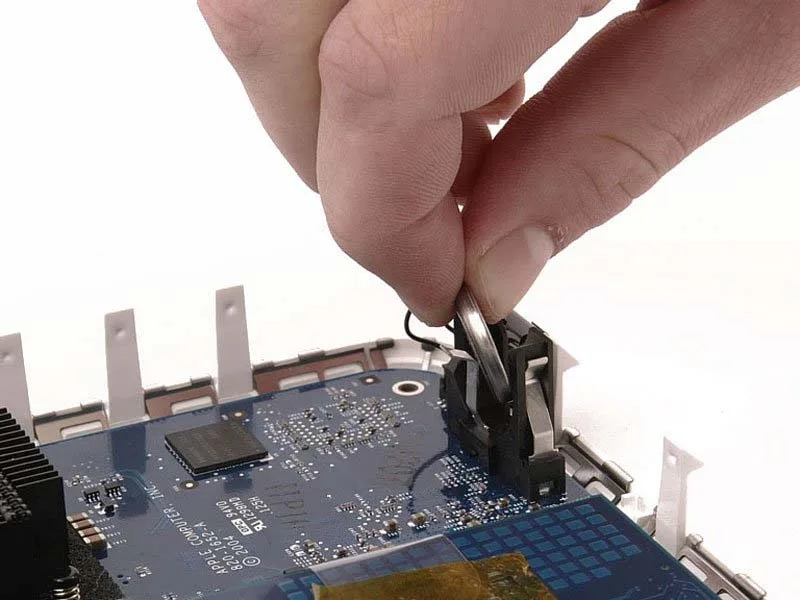 huong-dan-thay-the-pin-pram-cho-mac-mini-powerpc-h12