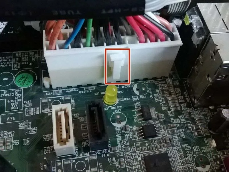 cach-thay-bo-nguon-may-tinh-dell-optiplex-330-sff-h6