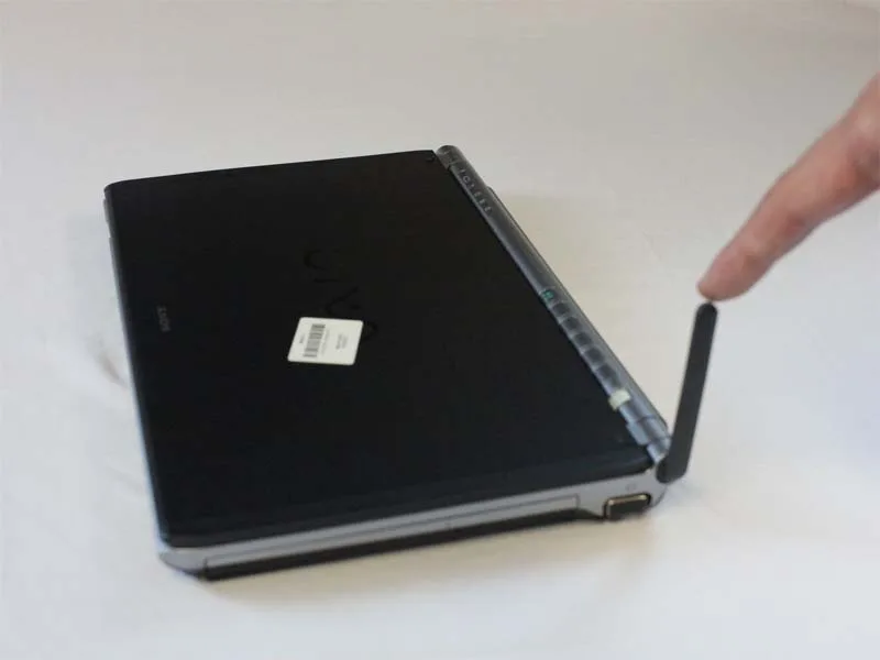 mach-ban-cach-thay-ang-ten-mang-sony-vaio-pcg-4g1l