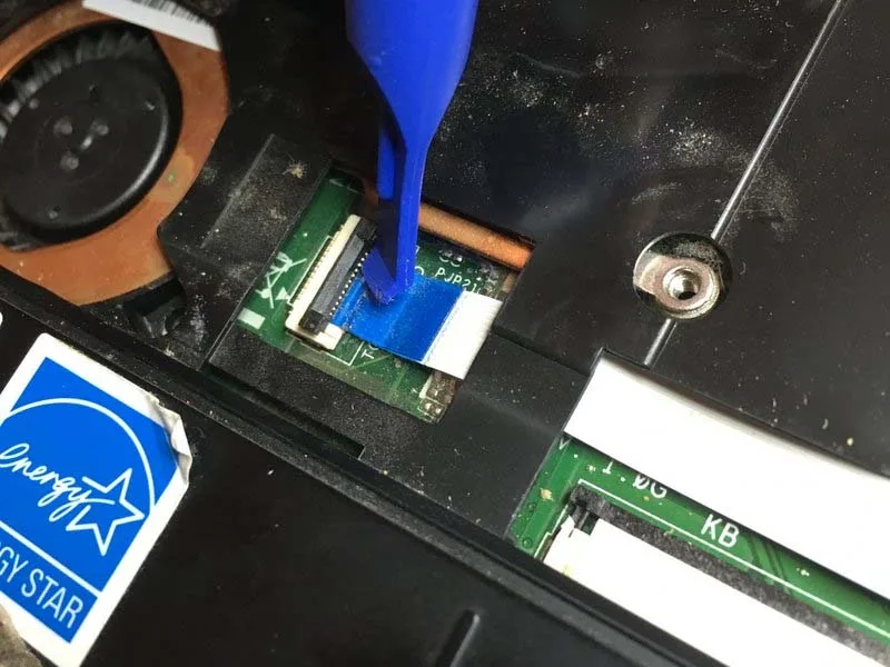thay-o-cung-hdd-va-quat-tan-nhiet-asus-eee-pc-1015px-h6
