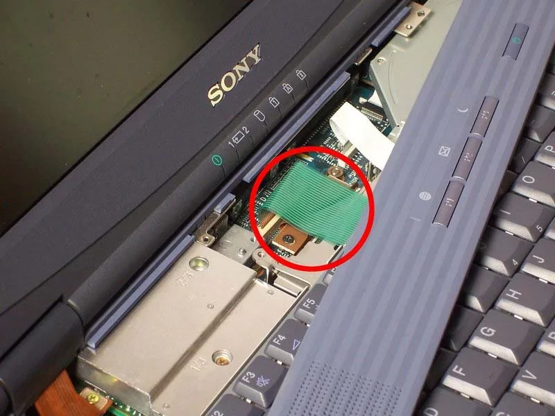 cach-thay-man-hinh-sony-vaio-pcg-f420-h6