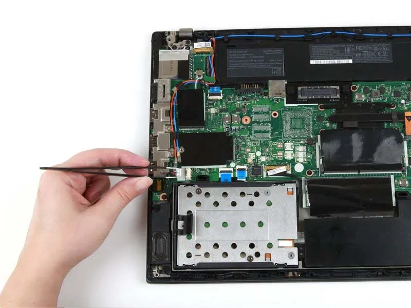 huong-dan-cach-thay-loa-cho-lenovo-thinkpad-t470-h6