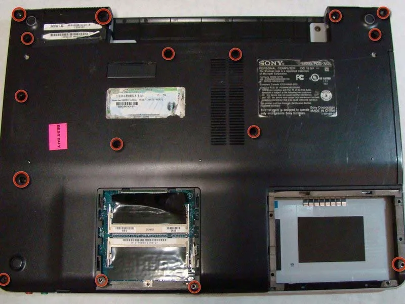 huong-dan-cach-thay-ban-phim-laptop-sony-vaio-vgn-fs640-h8