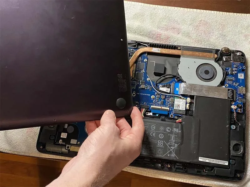 quy-trinh-thay-o-cung-cho-laptop-asus-q524u-h4