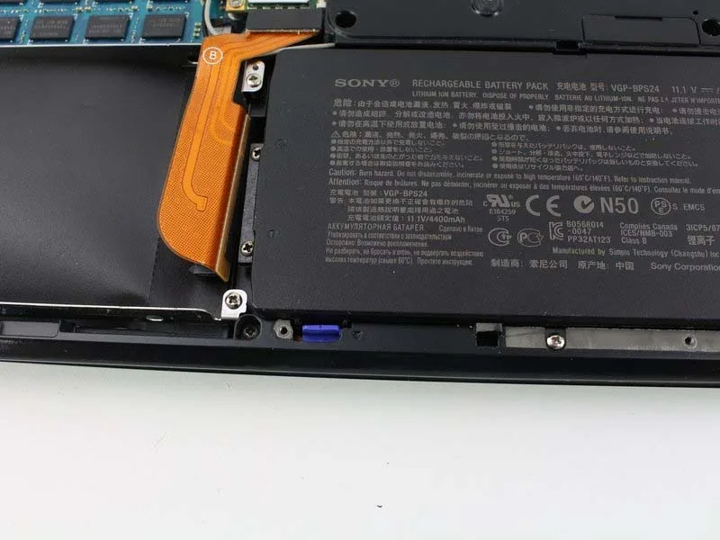 cach-thay-bang-mach-the-sd-sony-vaio-pcg-4121gl-trong-tich-tac-h5