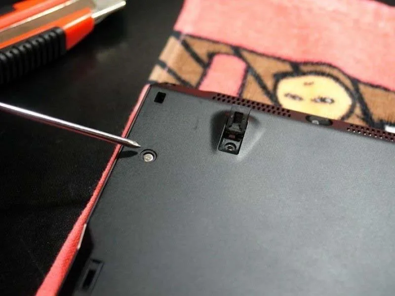 huong-dan-cach-thay-the-ssd-cho-laptop-sony-vaio-duo-11-h4