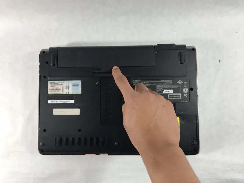 cach-thay-cong-tai-nghe-cho-laptop-sony-vaio-vpcw21fx