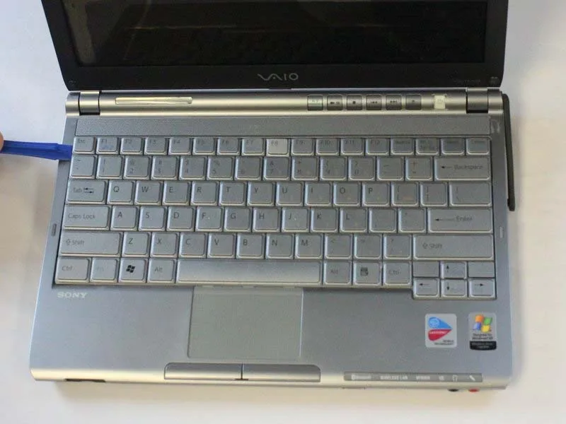 huong-dan-cach-thay-the-o-cung-sony-vaio-pcg-4g1l-h7
