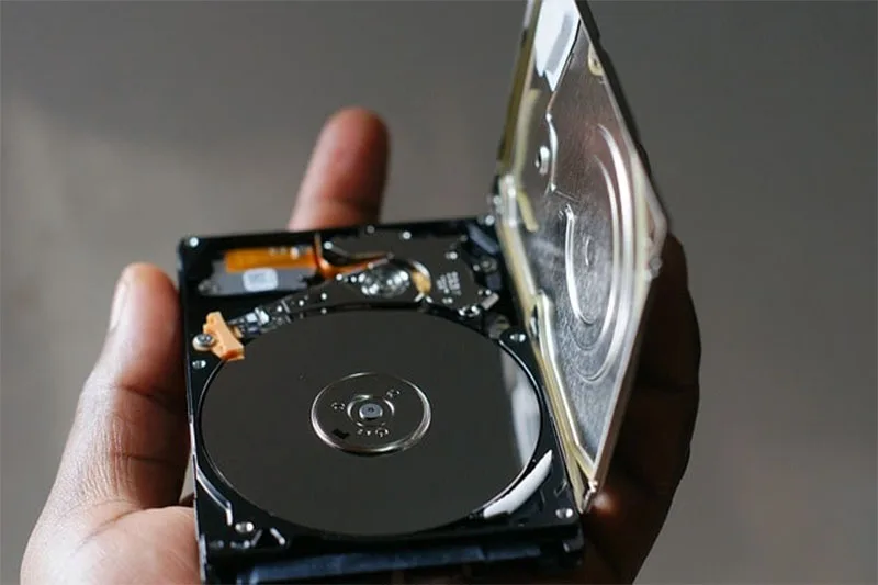 khai-quat-ve-nang-cap-o-cung-hdd-ssd