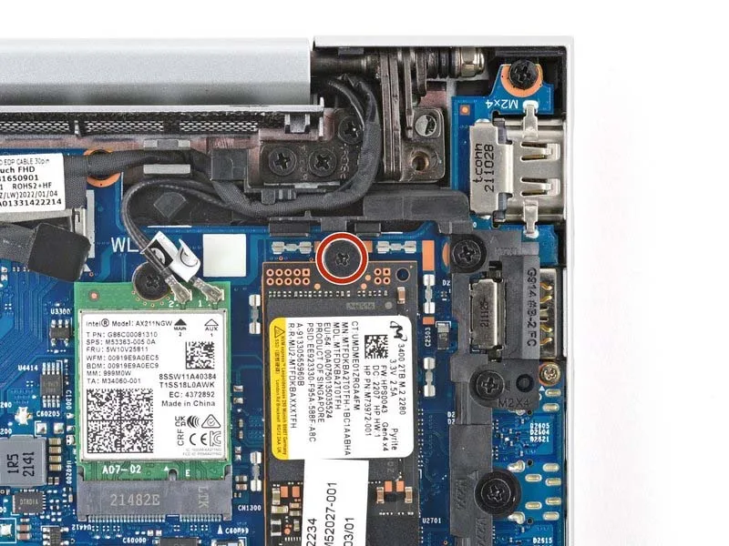 cach-thay-the-ssd-cho-laptop-hp-elitebook-840-g9-h11