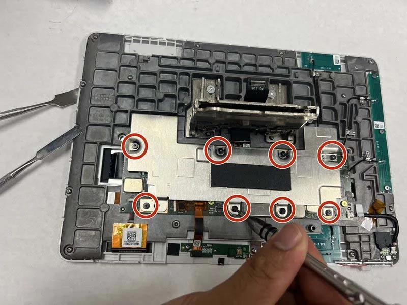 huong-dan-thay-bo-mach-hien-thi-display-pcb-cho-amazon-echo-show-10-the-he-3-h21