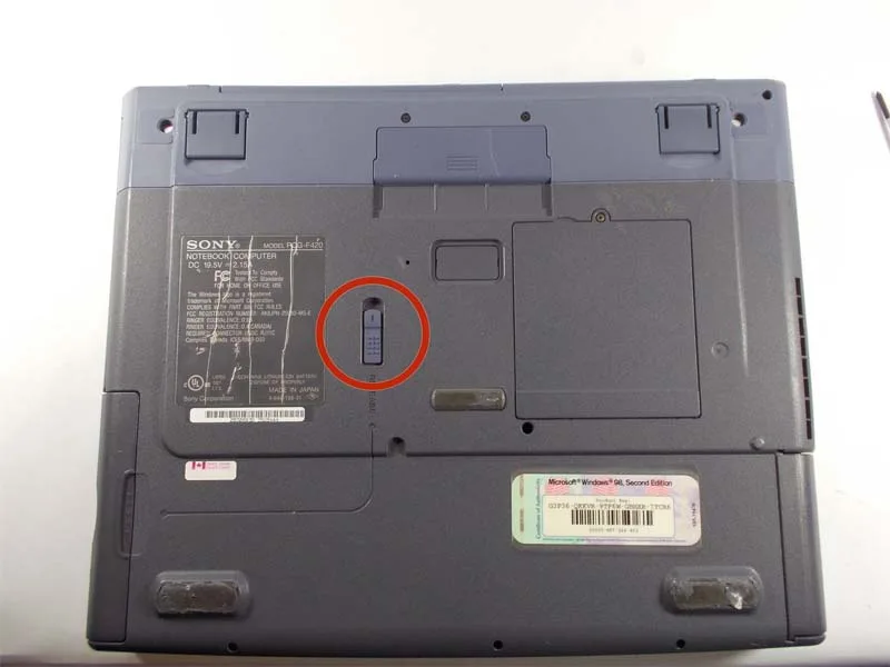 huong-dan-thay-o-djia-mem-sony-vaio-pcg-f420