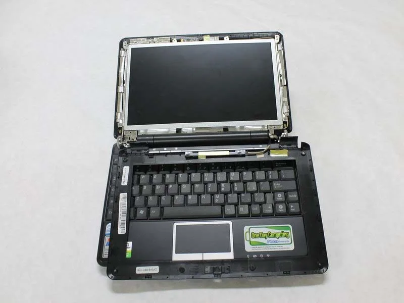 huong-dan-thay-man-hinh-asus-eee-pc-1000ha-h3