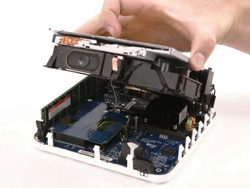 cach-thay-the-o-djia-quang-tren-mac-mini-powerpc-djon-gian-h10
