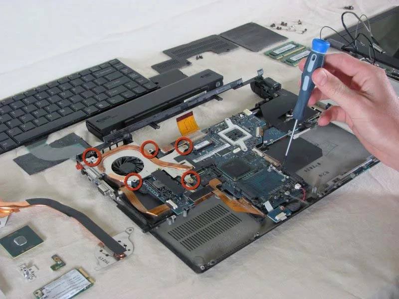 huong-dan-thay-quat-tan-nhiet-ben-trong-laptop-sony-vaio-vgn-sz120p-h12