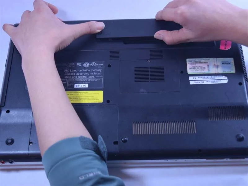 huong-dan-thay-ban-phim-laptop-sony-vaio-vpceb11fm-h2