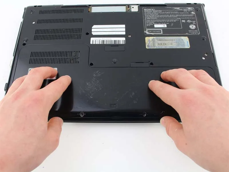 cach-thay-bang-mach-the-sd-sony-vaio-pcg-4121gl-trong-tich-tac-h2