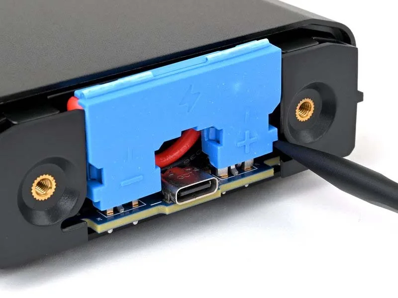thay-bo-mach-giao-dien-ui-board-cua-tram-djien-di-djong-fixhub-h4