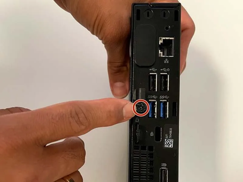 huong-dan-cach-thay-o-cung-dell-optiplex-3070-micro-pc-chuan-xac