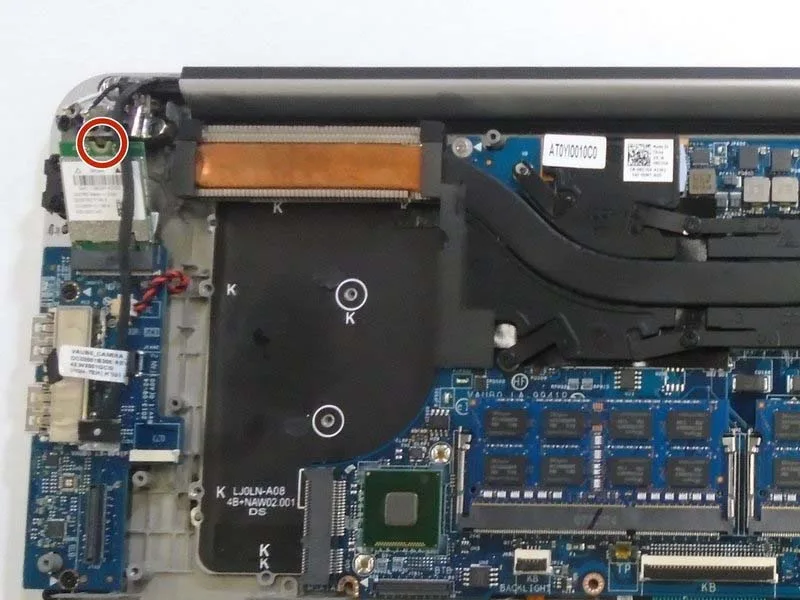 quy-trinh-thay-card-wifi-cho-dell-xps-15-9530-h4
