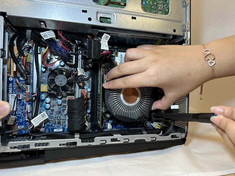 meo-thay-tan-nhiet-heatsink-cho-may-tinh-alienware-x51-h6