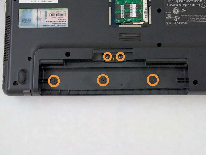 huong-dan-thao-mat-sau-laptop-sony-vaio-vgn-nw240f-pcg-7184l-h6